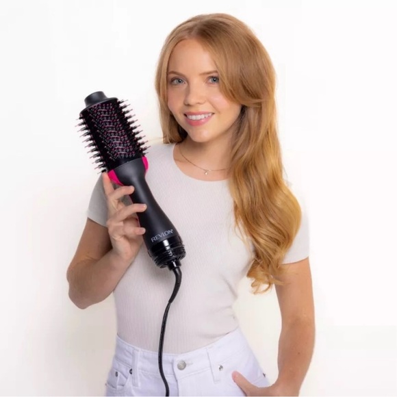 NEW! REVLON One-Step Volumizer Hair Dryer and Hot Air Brush - Picture 5 of 9